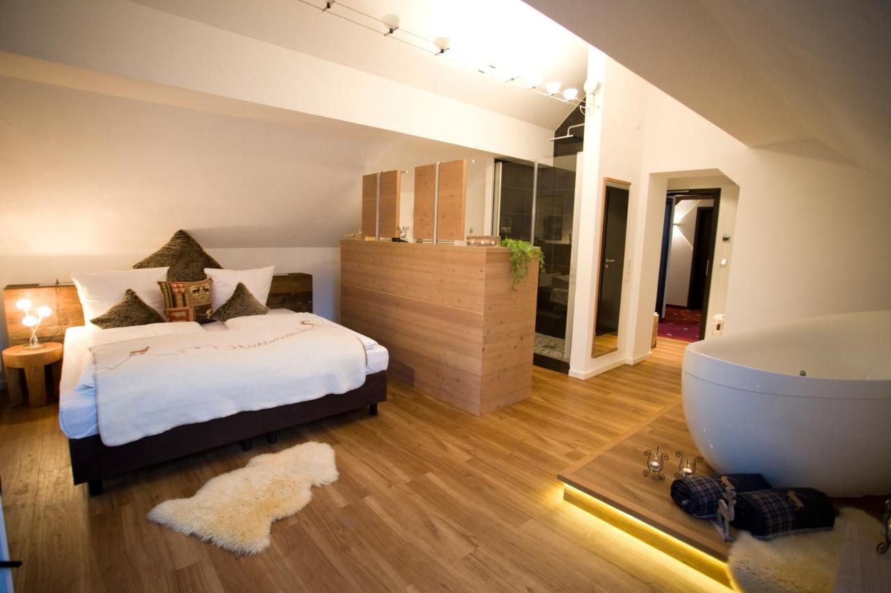Alpin Lifestyle Hotel Loewen & Strauss โอเบอร์สทดอร์ฟ ภายนอก รูปภาพ