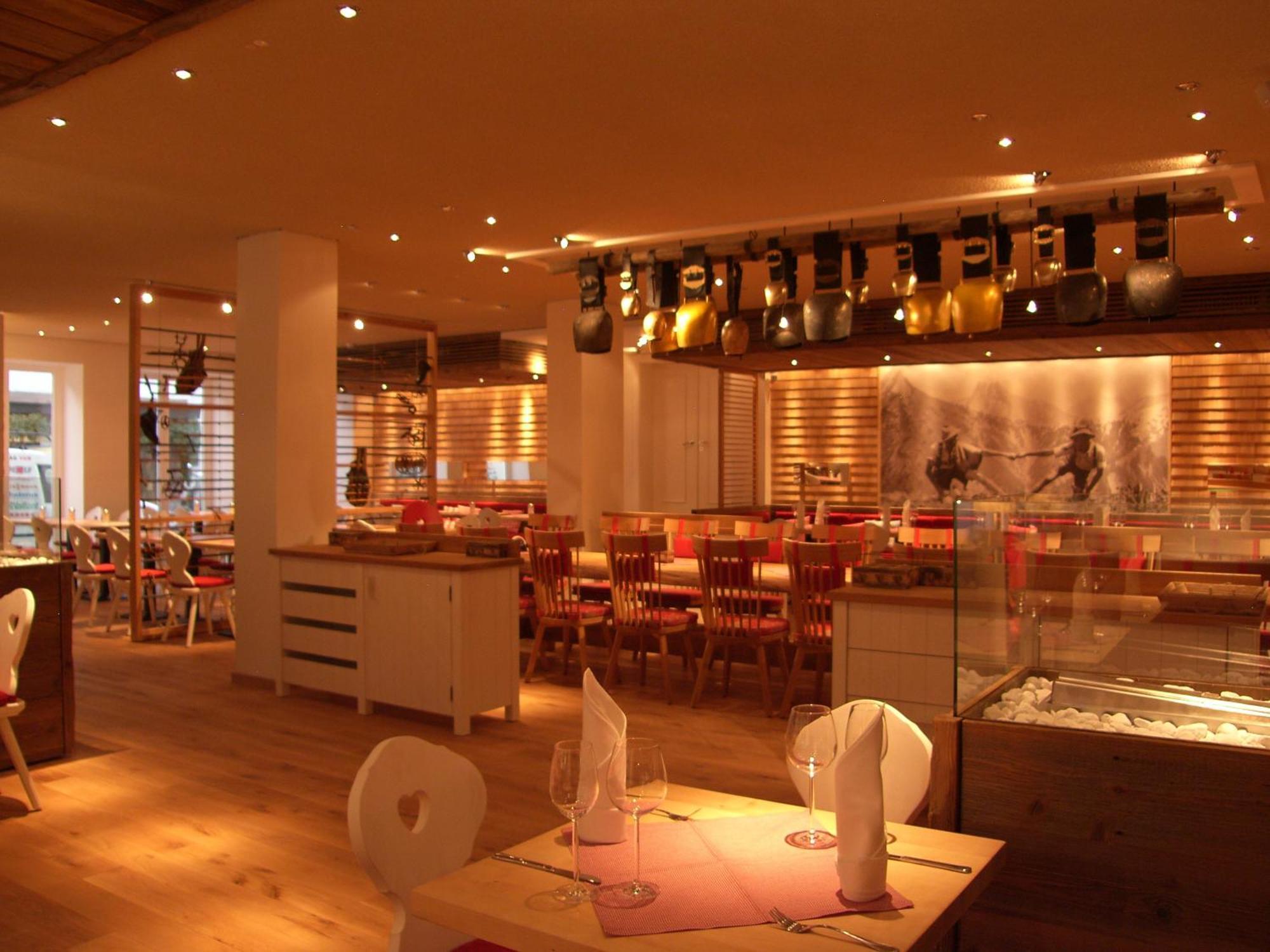 Alpin Lifestyle Hotel Loewen & Strauss โอเบอร์สทดอร์ฟ ภายนอก รูปภาพ