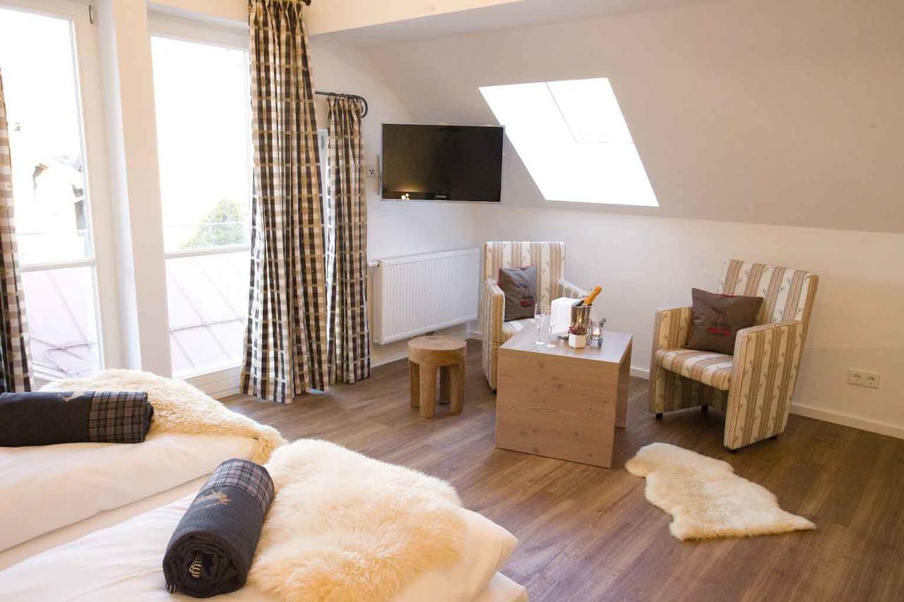 Alpin Lifestyle Hotel Loewen & Strauss โอเบอร์สทดอร์ฟ ภายนอก รูปภาพ